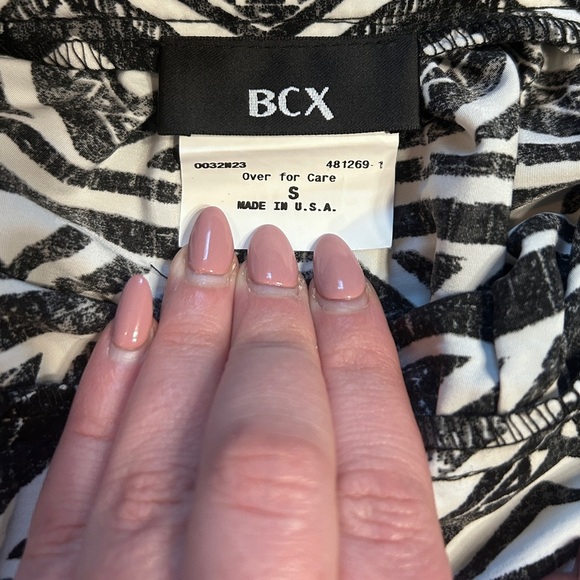 NWT Black and White BCX Skirt - Picture 6 of 8
